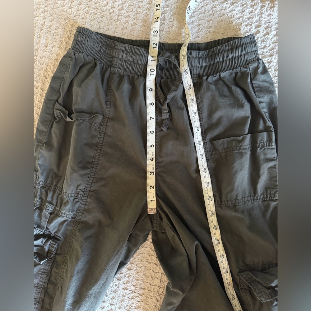 New Aerie Dark Gray Cargo Pants for Women XS - Picture 5 of 14